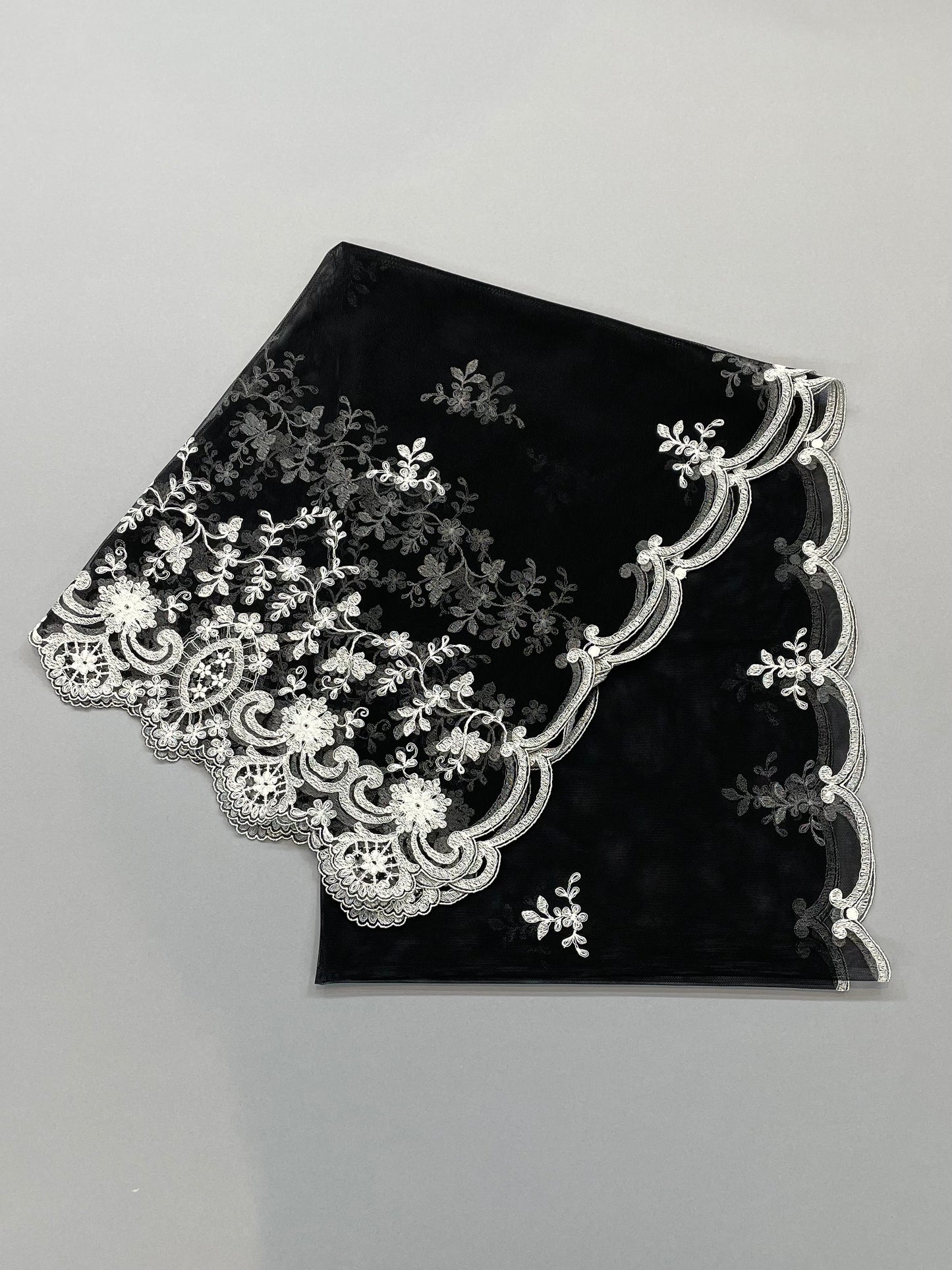 刺繍レースのストール